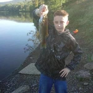 Meet your Posher, Ashtonmclean